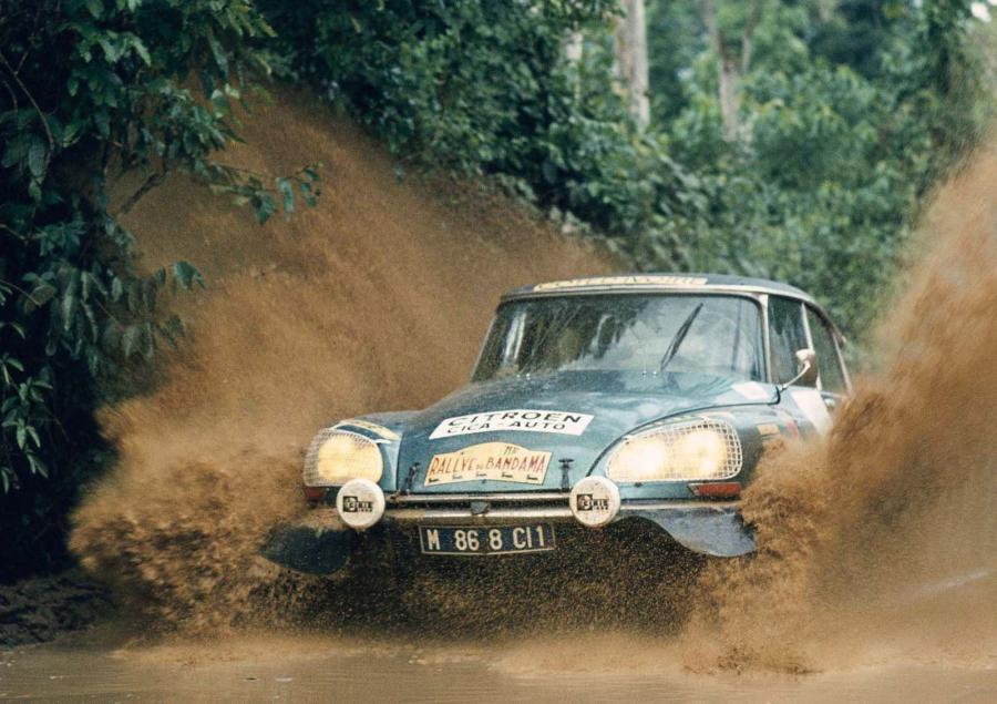  Citroen DS21 1965 года  (фото 33 из 43)
